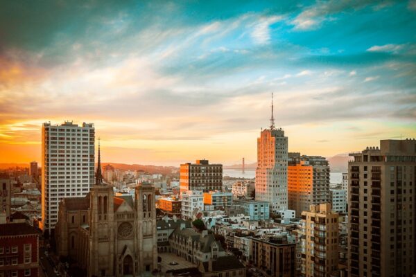 Komunikácia na mieru: Neurodiverzita a randenie – Jasnosť, rytmus, senzitivita