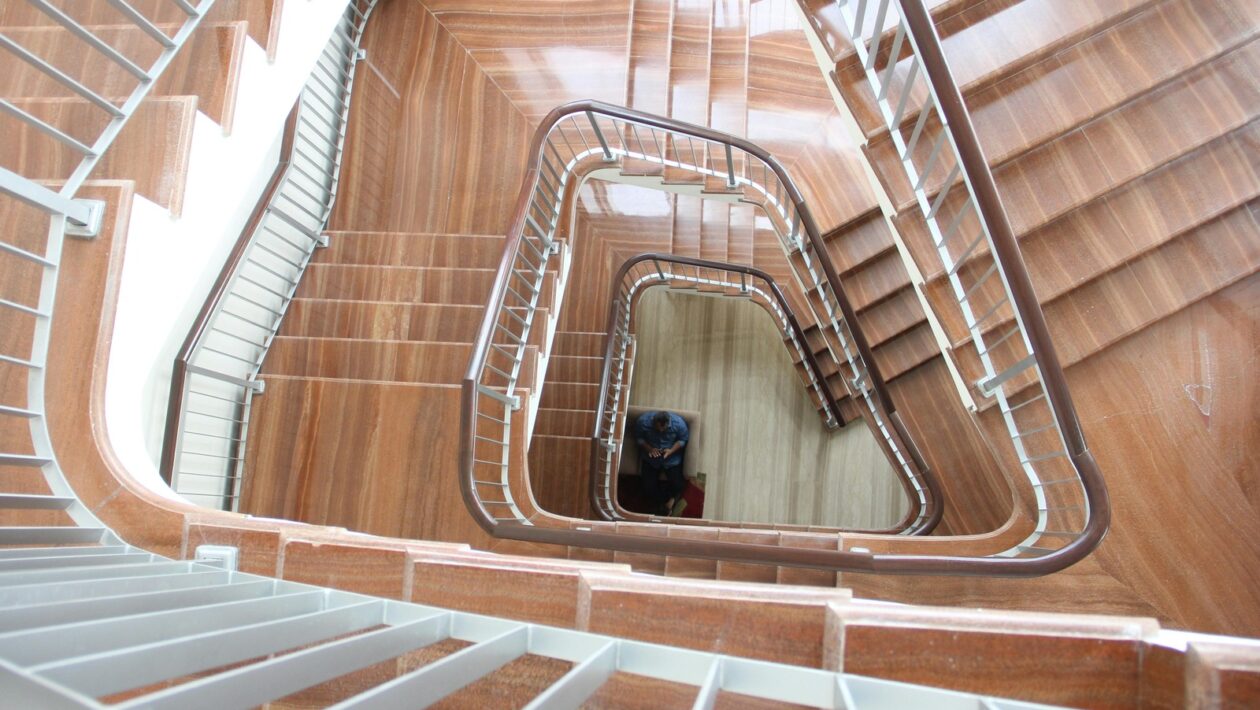 Príčiny a diagnostika dlhodobej únavy: Chronický únavový syndróm a jeho diferenciácia